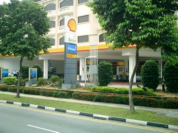 Dobner Metalldecken in Tankstellen in Singapore